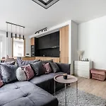 Cosy In Center